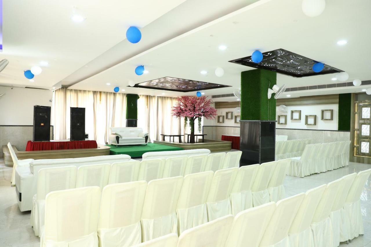 Diwan Hotel And Restaurant Surkhi Екстериор снимка