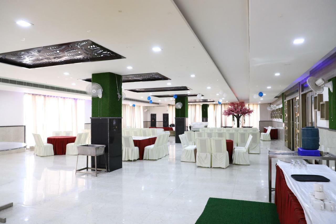 Diwan Hotel And Restaurant Surkhi Екстериор снимка
