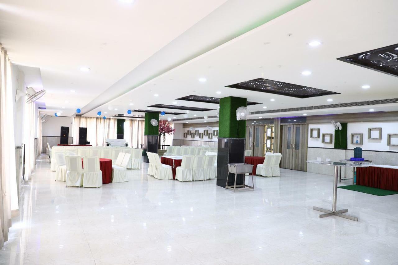 Diwan Hotel And Restaurant Surkhi Екстериор снимка