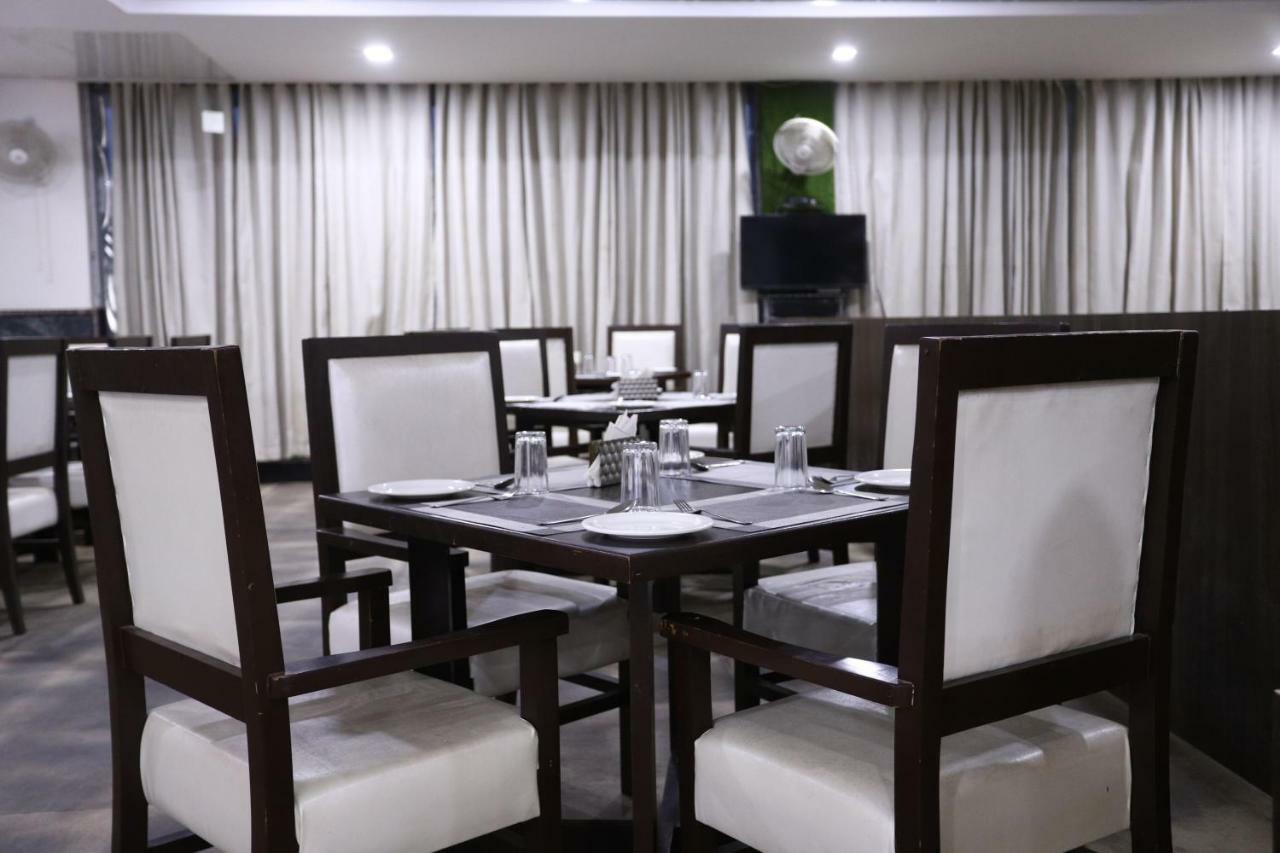 Diwan Hotel And Restaurant Surkhi Екстериор снимка