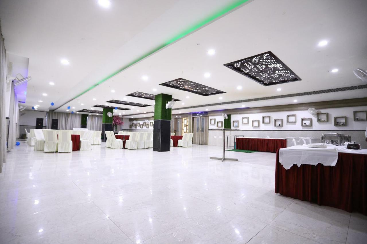 Diwan Hotel And Restaurant Surkhi Екстериор снимка