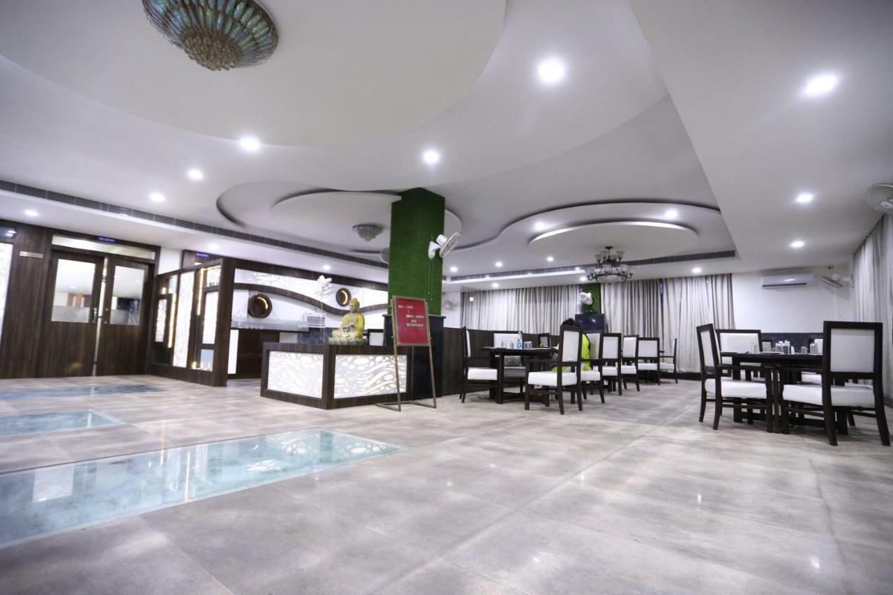 Diwan Hotel And Restaurant Surkhi Екстериор снимка