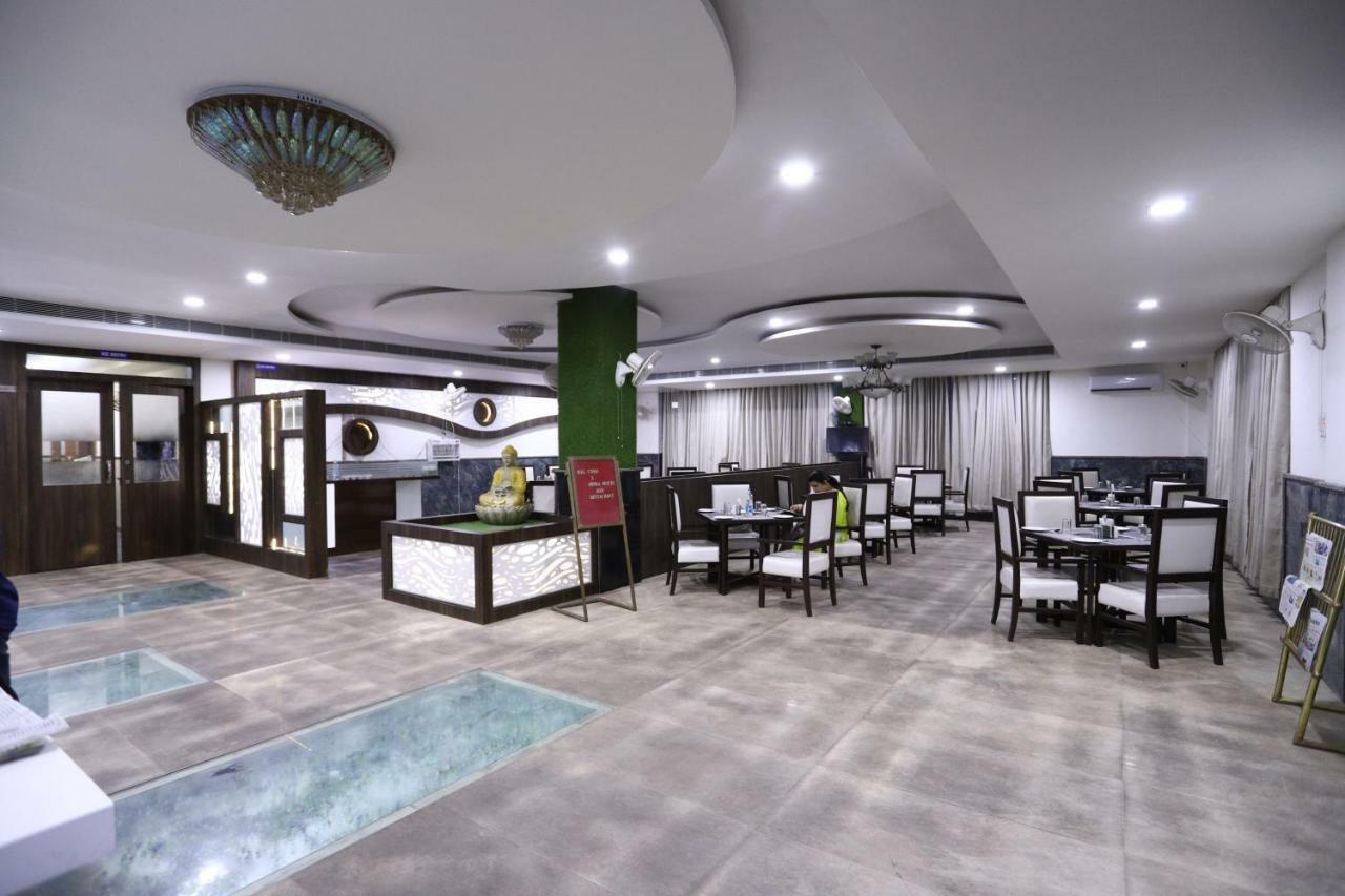 Diwan Hotel And Restaurant Surkhi Екстериор снимка