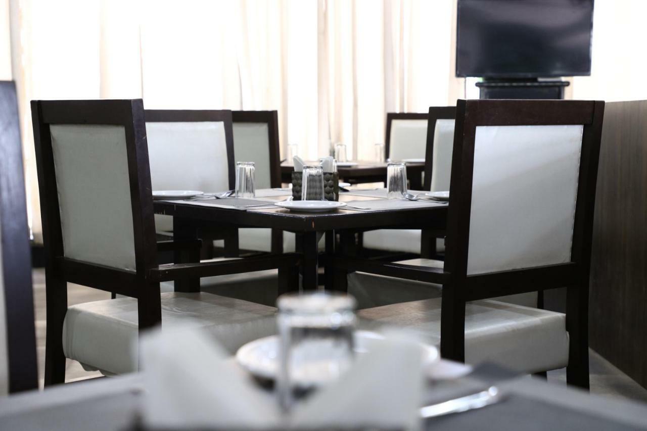 Diwan Hotel And Restaurant Surkhi Екстериор снимка