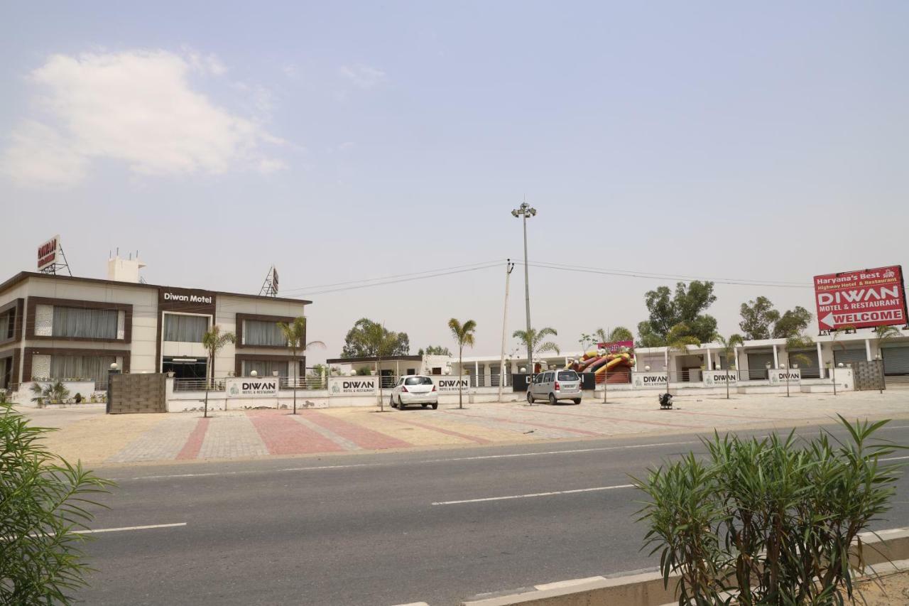 Diwan Hotel And Restaurant Surkhi Екстериор снимка